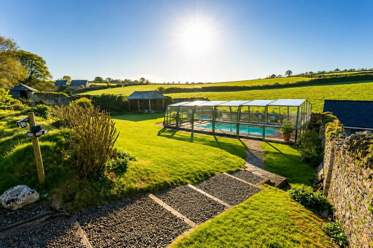 Northcote Manor Farm - Image 5 - UK Tourism Online