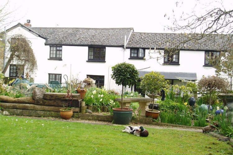 Old Barn Bed and Breakfast - Image 1 - UK Tourism Online