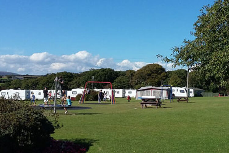 Pennymoor Camping & Caravan Park - Image 2 - UK Tourism Online