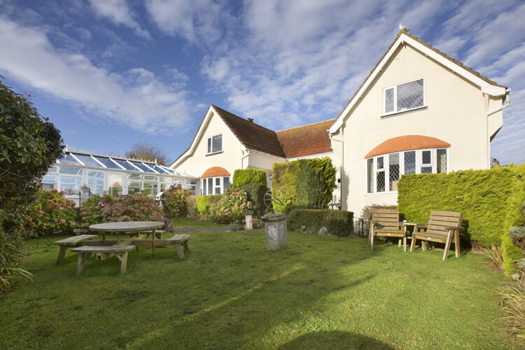 Raddicombe Lodge - Image 1 - UK Tourism Online