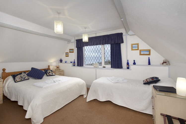 Raddicombe Lodge - Image 3 - UK Tourism Online
