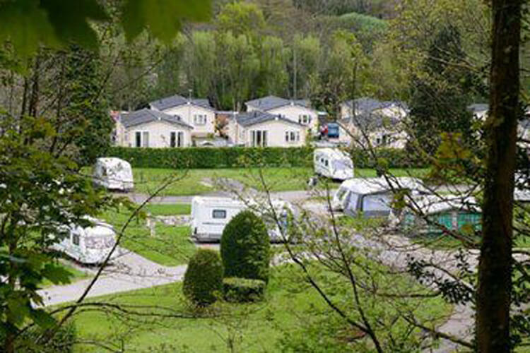 Riverside Caravan Park - Image 2 - UK Tourism Online