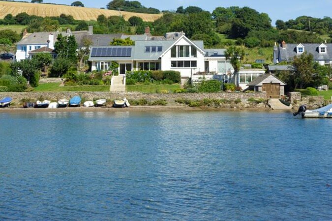 Seaflowers Thumbnail | Kingsbridge - Devon | UK Tourism Online