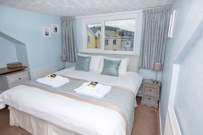 Seaway Guest House Thumbnail | Teignmouth - Devon | UK Tourism Online