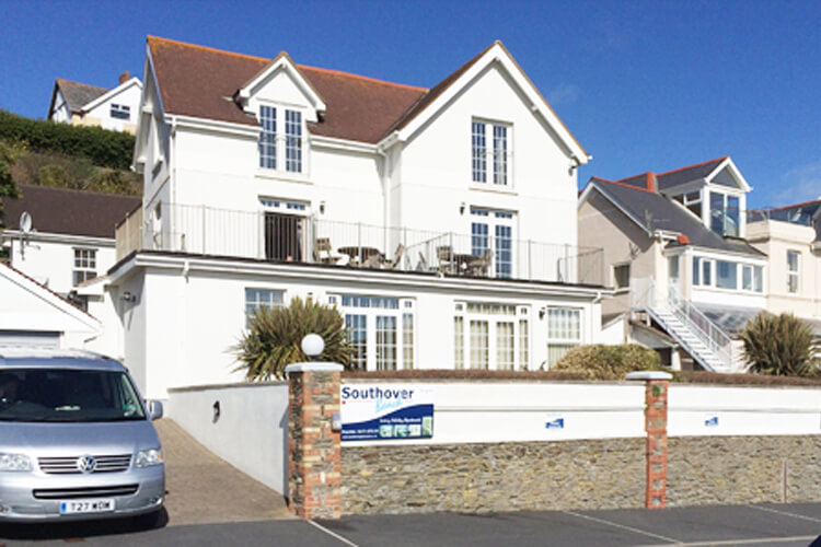 Southover Beach Apartments - Image 1 - UK Tourism Online