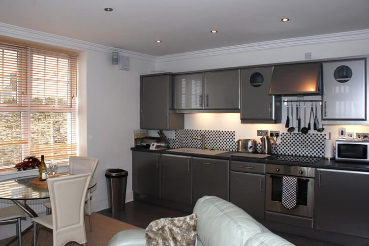 Southover Beach Apartments - Image 2 - UK Tourism Online