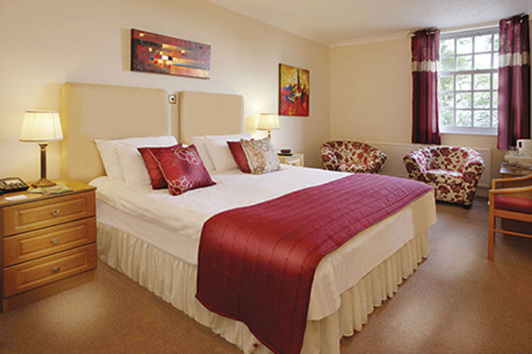Stoke Lodge Hotel And Restaurant - Image 2 - UK Tourism Online