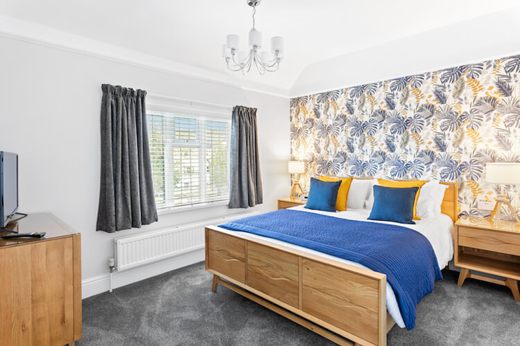 Stover Lodge Guest House - Image 2 - UK Tourism Online