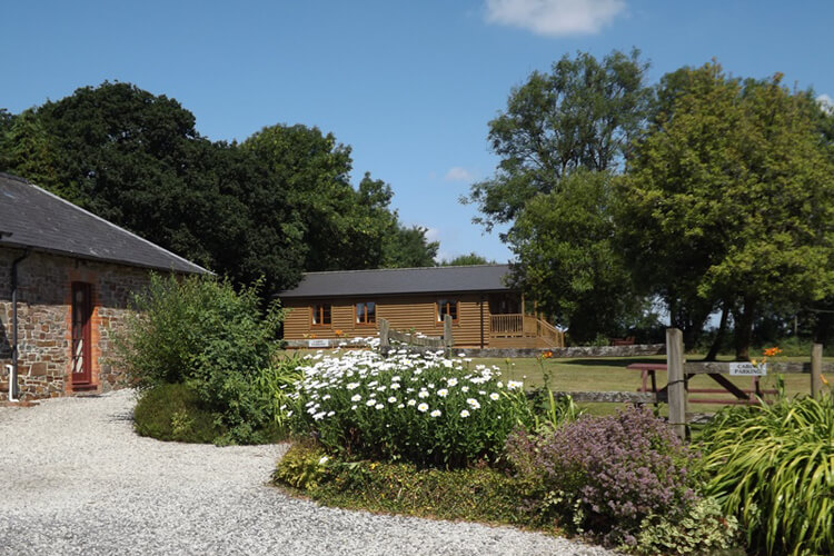 Stowford Lodge Self Catering Cottages - Image 1 - UK Tourism Online