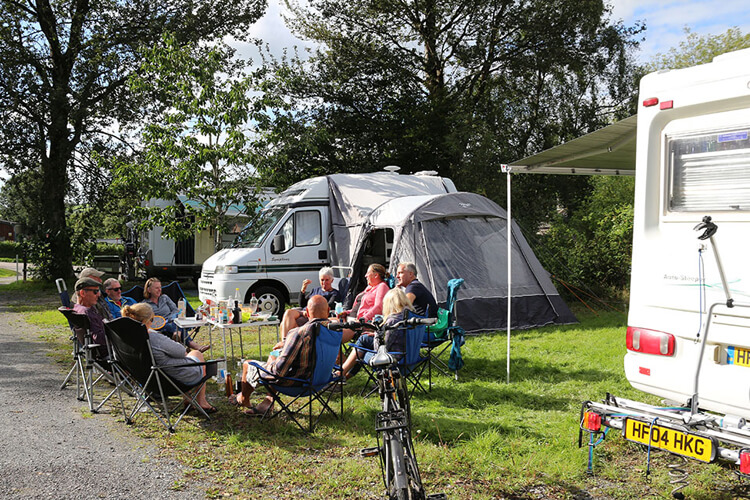 The Black Cock Inn Campsite - Image 2 - UK Tourism Online