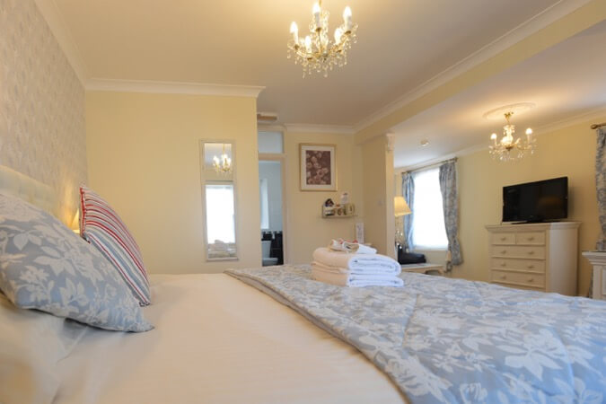 The Cleveland Guest House Thumbnail | Torquay - Devon | UK Tourism Online