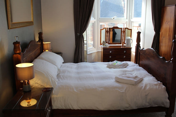 The Darnley Hotel - Image 1 - UK Tourism Online