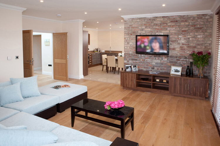 The Penthouse at Goodrington Lodge - Image 1 - UK Tourism Online