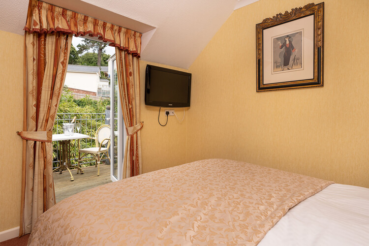 The Summerhill Hotel - Image 4 - UK Tourism Online