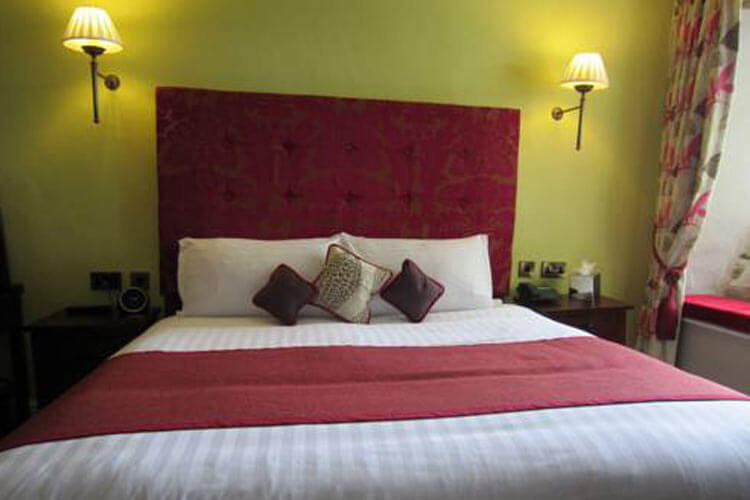 Three Crowns Inn - Image 3 - UK Tourism Online
