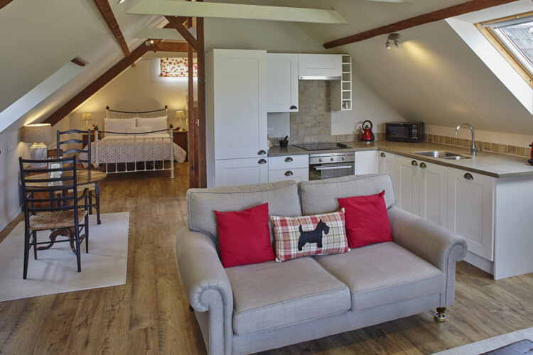 Twistgates Farm Cottages - Image 3 - UK Tourism Online