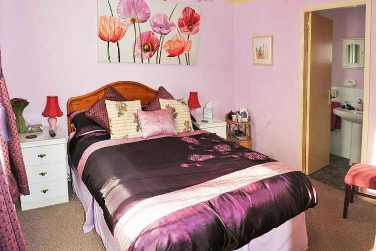 Valley House B&B - Image 1 - UK Tourism Online