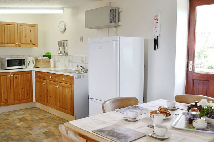 Venn Farm Cottages - Image 2 - UK Tourism Online