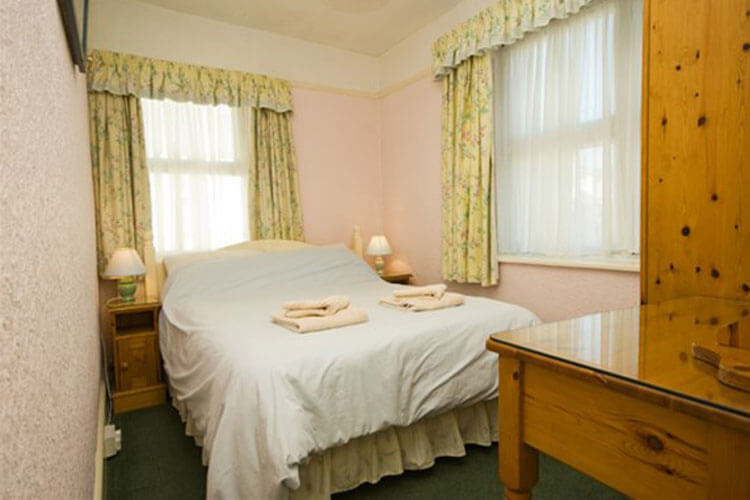 Waters Edge Cottage - Image 5 - UK Tourism Online