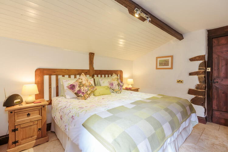 Webber Hill Farm Cottages - Image 1 - UK Tourism Online