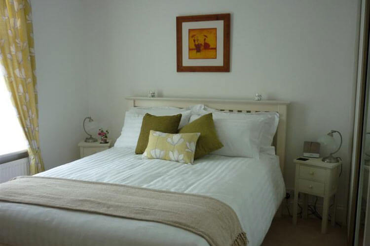 Two Heath Cottages - Image 2 - UK Tourism Online