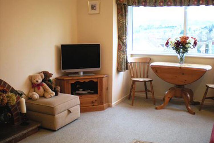 8 Sandringham Court - Image 4 - UK Tourism Online