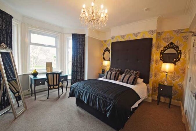 Amarillo Bed and Breakfast Thumbnail | Bournemouth - Dorset | UK Tourism Online