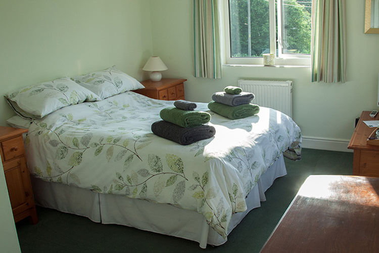Bassets Bed and Breakfast - Image 2 - UK Tourism Online