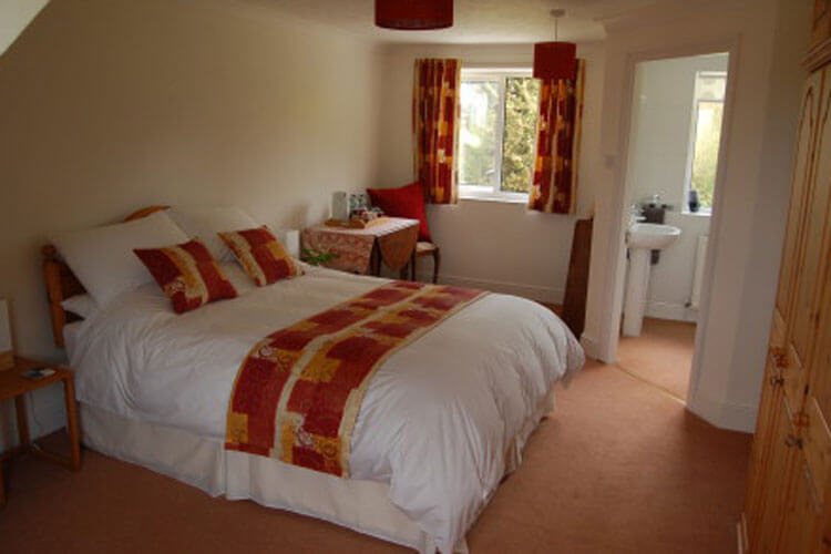 Bassets Bed and Breakfast - Image 3 - UK Tourism Online