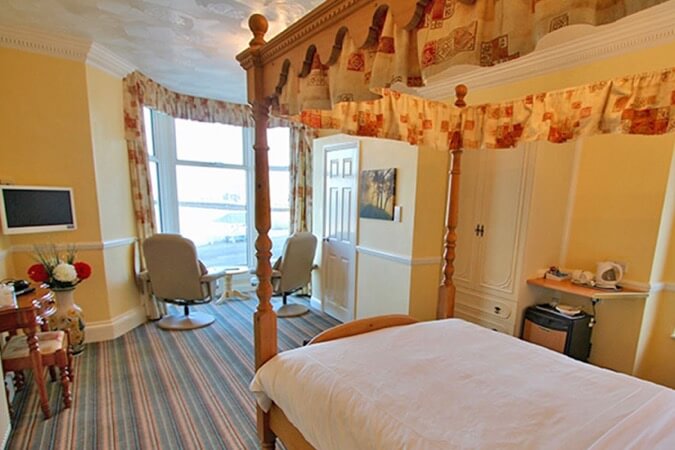 Bay View House Thumbnail | Weymouth - Dorset | UK Tourism Online