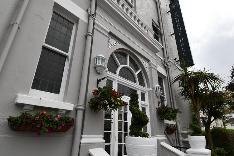 Bourne Hall Hotel - Image 1 - UK Tourism Online