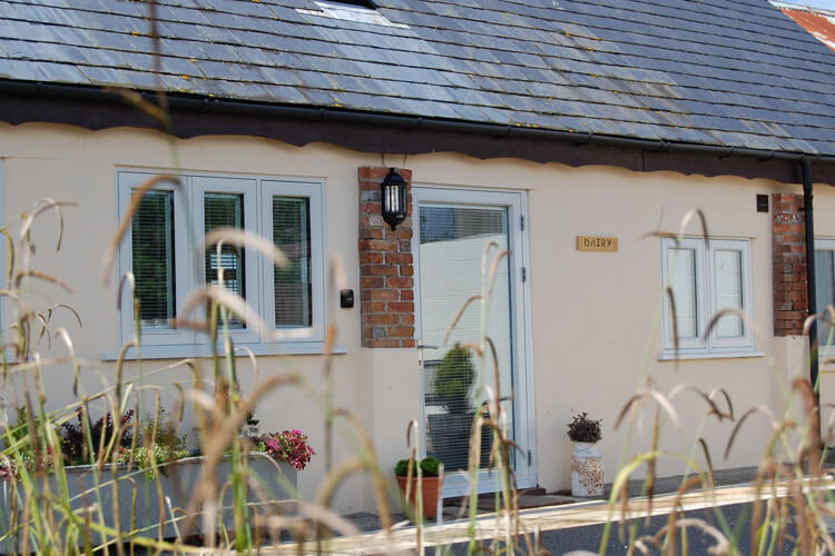 Bramble Farm Cottages - Image 1 - UK Tourism Online