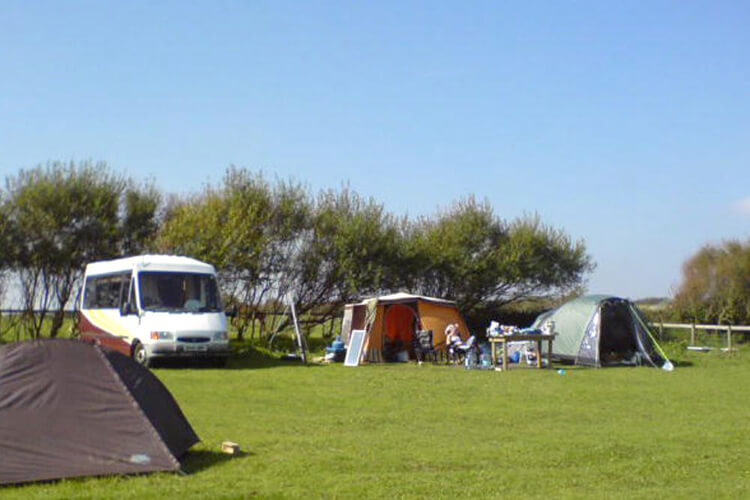 California Cottage Campsite - Image 3 - UK Tourism Online