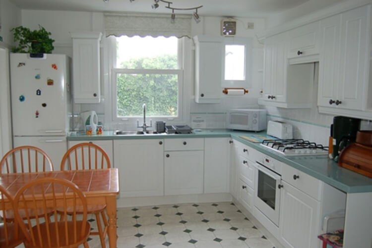 Cliff Cottage - Image 4 - UK Tourism Online