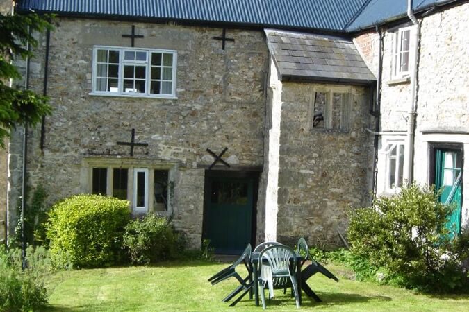 Colmer Farmhouse Thumbnail | Bridport - Dorset | UK Tourism Online