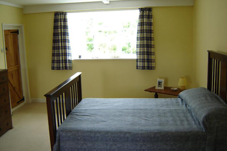 Colmer Farmhouse - Image 3 - UK Tourism Online