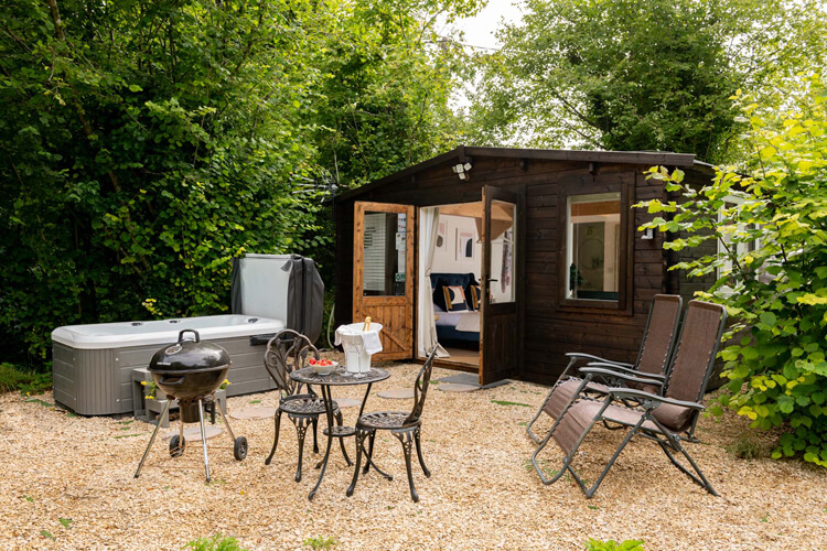 Downwood Holidays - Image 3 - UK Tourism Online