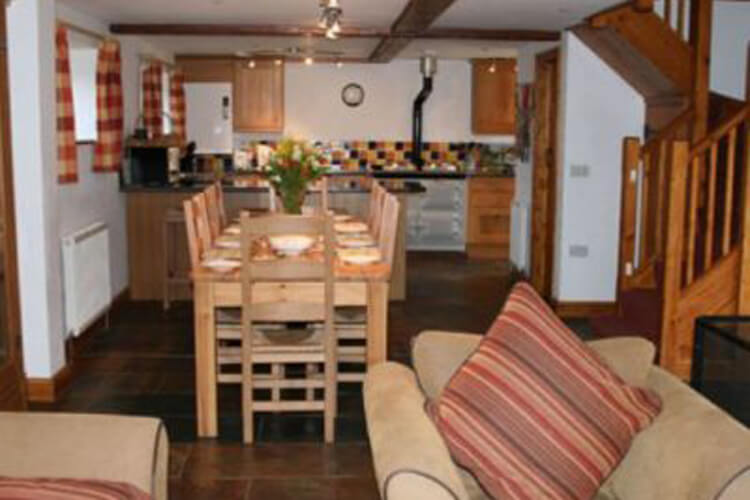 Folke Manor Farm Holiday Cottages - Image 4 - UK Tourism Online