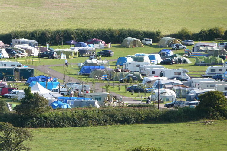 Higher Moor Farm Campsite - Image 3 - UK Tourism Online