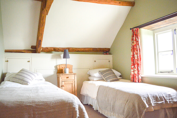 Hogchester Holiday Cottage - Image 5 - UK Tourism Online