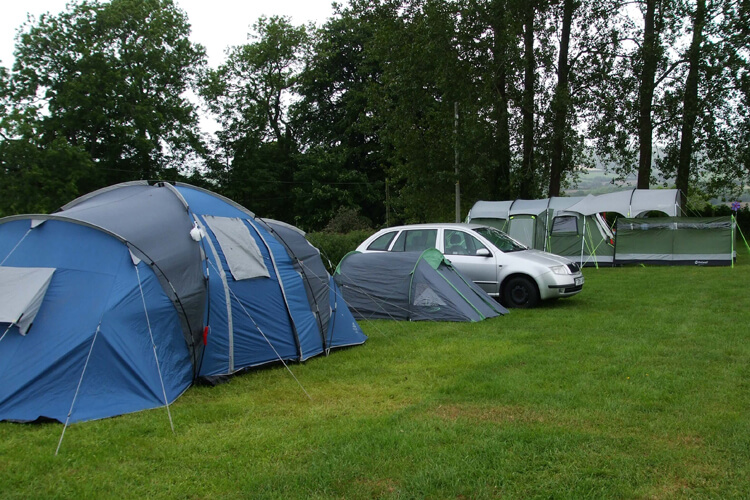 Home Farm Caravan & Campsite - Image 1 - UK Tourism Online