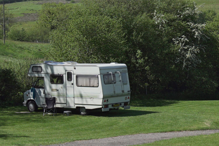 Hook Farm Caravan and Camping Site - Image 1 - UK Tourism Online