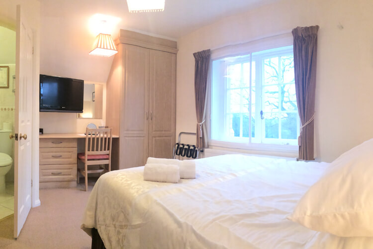 Manston Guest House - Image 2 - UK Tourism Online