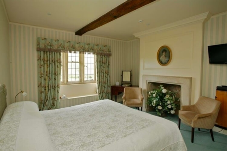 Plumber Manor Country House Hotel & Restaurant - Image 3 - UK Tourism Online