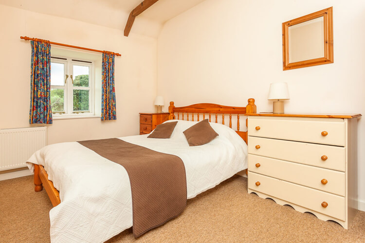 Rudge Farm Cottages - Image 2 - UK Tourism Online