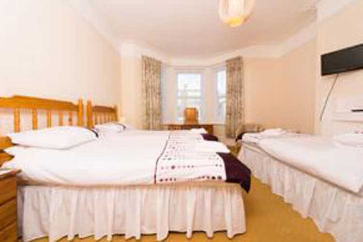 Sandy Bay Guest House - Image 2 - UK Tourism Online