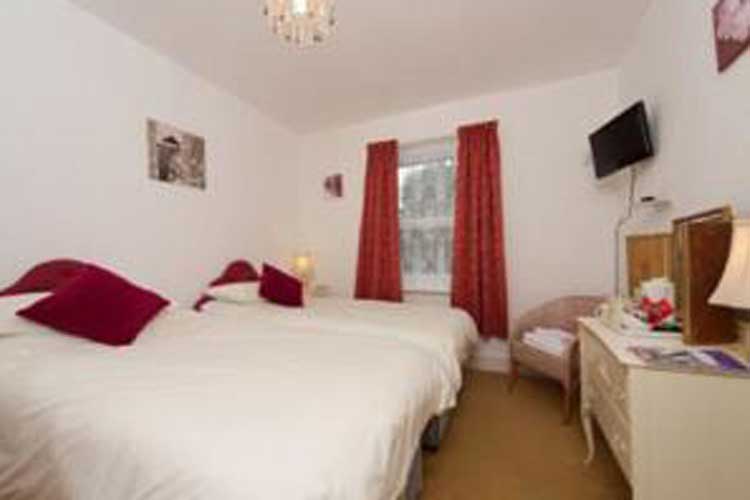 Sandy Bay Guest House - Image 4 - UK Tourism Online