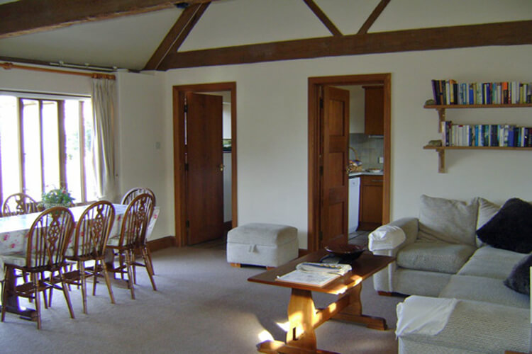 Scoles Manor - Image 4 - UK Tourism Online