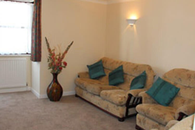 Seafront Apartments - Image 4 - UK Tourism Online