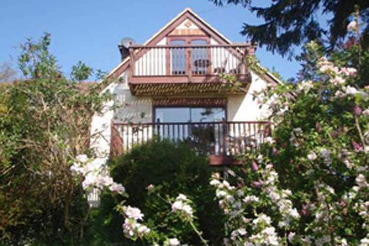 Skerries Bed and Breakfast - Image 1 - UK Tourism Online